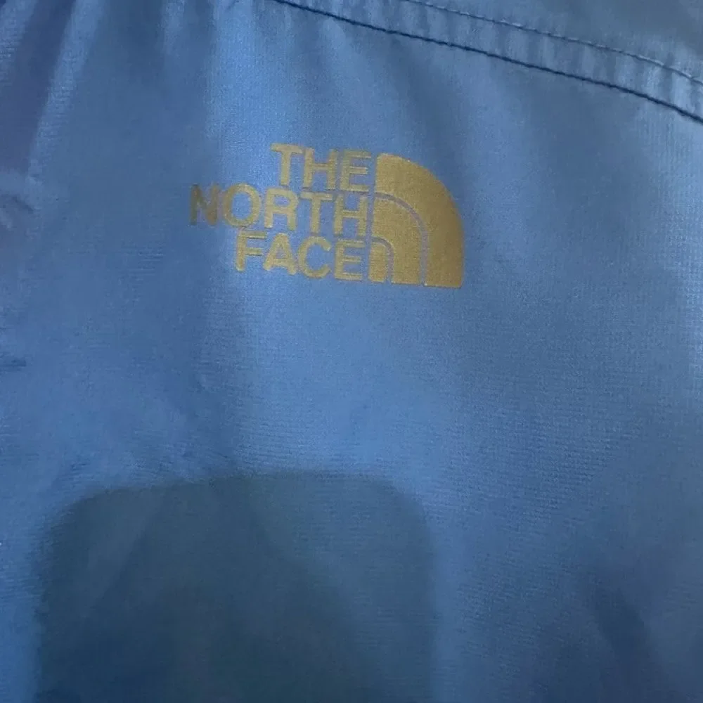 The North Face Men's Blue and Gray Windbreaker